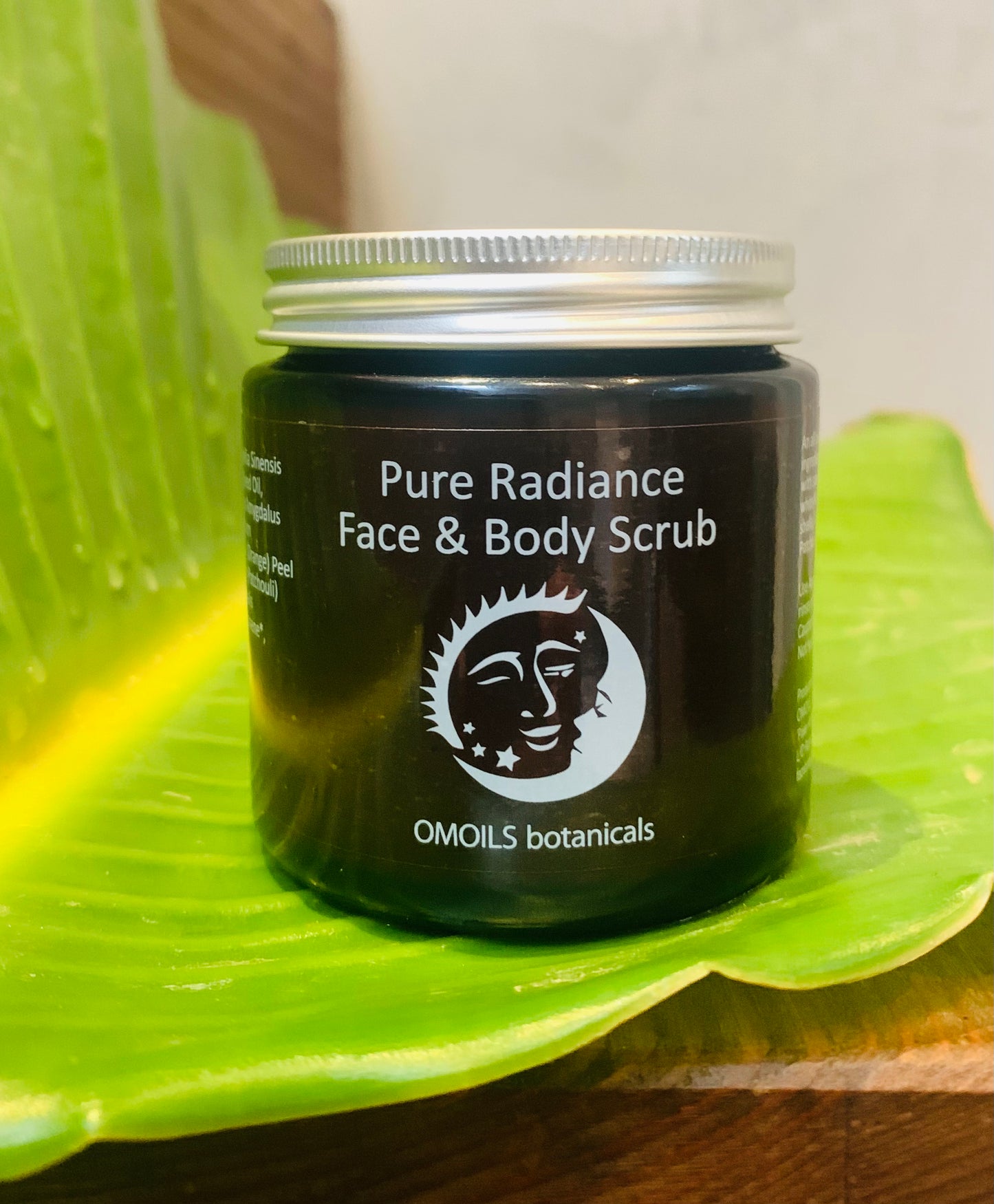 Pure Radiance Face & Body Scrub